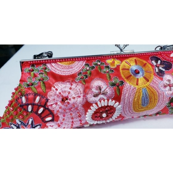 SOLD☆ Beaded Floral Boho Red Clutch Shoulder Bag - Picture 5 of 9